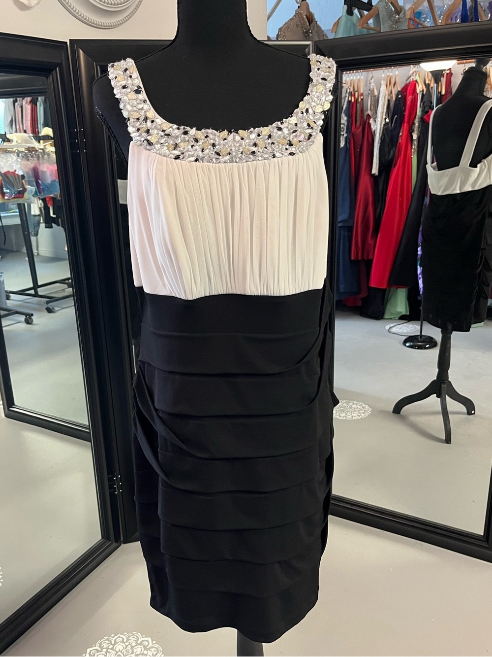 City Triangles Black and White Beaded Neckline Tiered Shift Dress